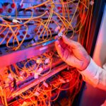 Problem z zakłóceniami w instalacji elektrycznej – identyfikacja źródeł