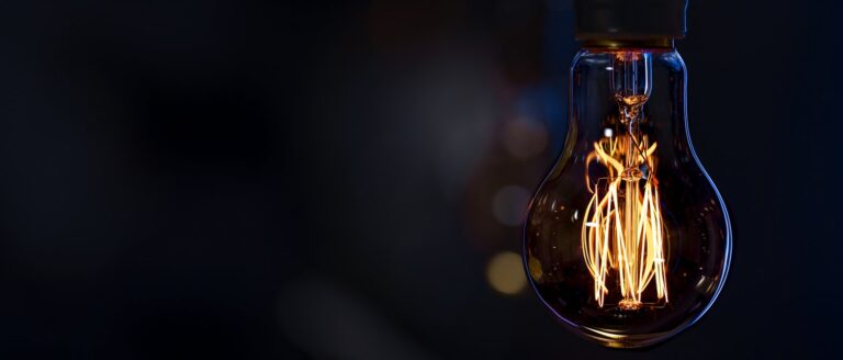 Problem z mrugającym oświetleniem w domu – jak znaleźć przyczynę