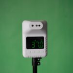 Problem z niedziałającym czujnikiem wilgotności w łazience – czyszczenie i kalibracja urządzenia