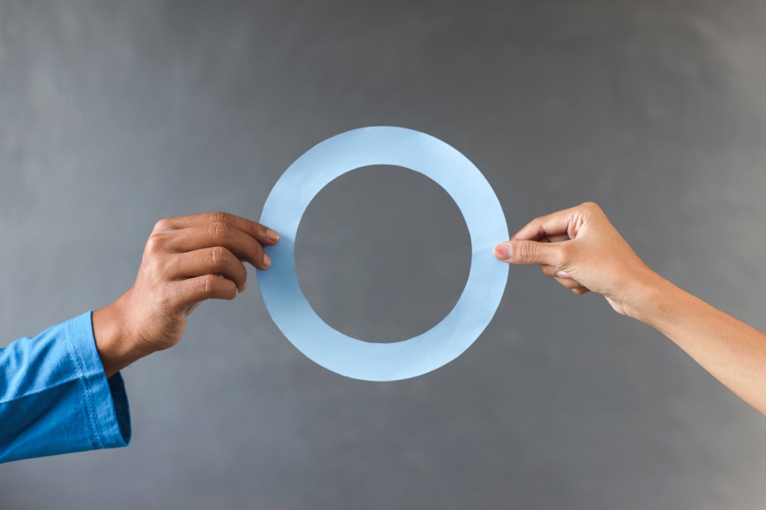 Problem z przeciekającą uszczelką w spłuczce wbudowanej – lokalizacja i wymiana elementu