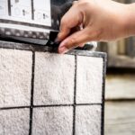 Problem z zatkanym filtrem wstępnym w klimatyzatorze – procedura czyszczenia i wymiany