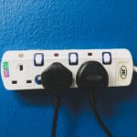 Jak prawidłowo wybrać i zainstalować ochronę przeciwprzepięciową w instalacji elektrycznej